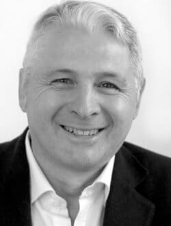 1650985133-DSC00400-OzannePascal